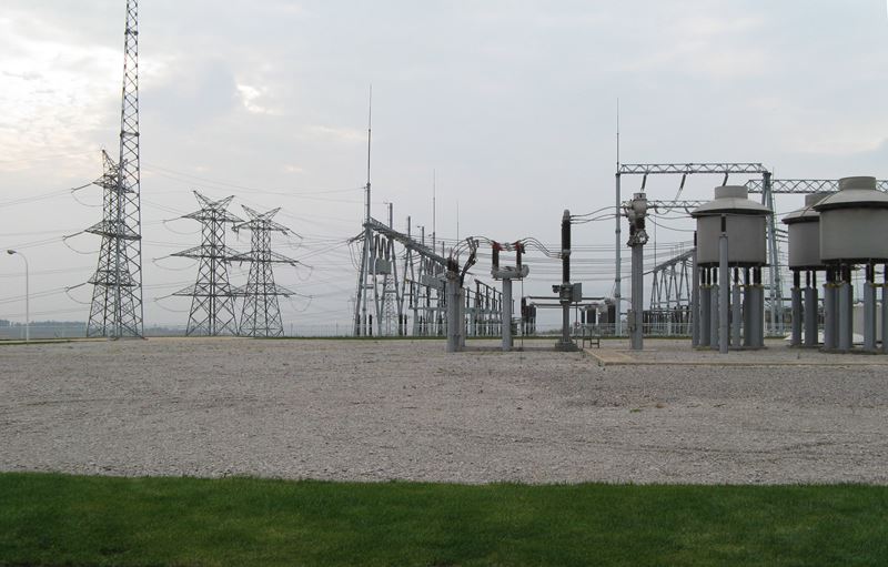 合山（溯河）～來(lái)賓500kV輸變電送出工程